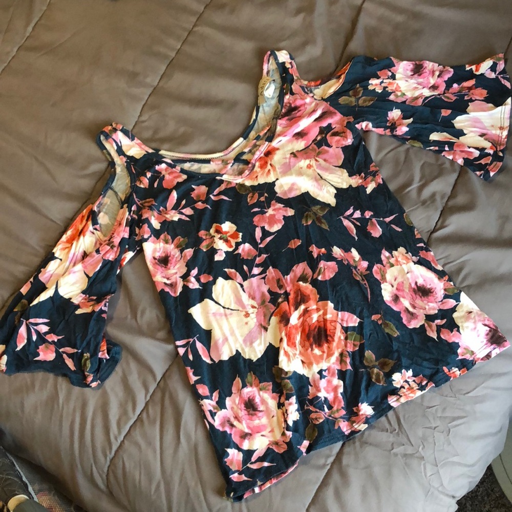 Cold shoulder floral top